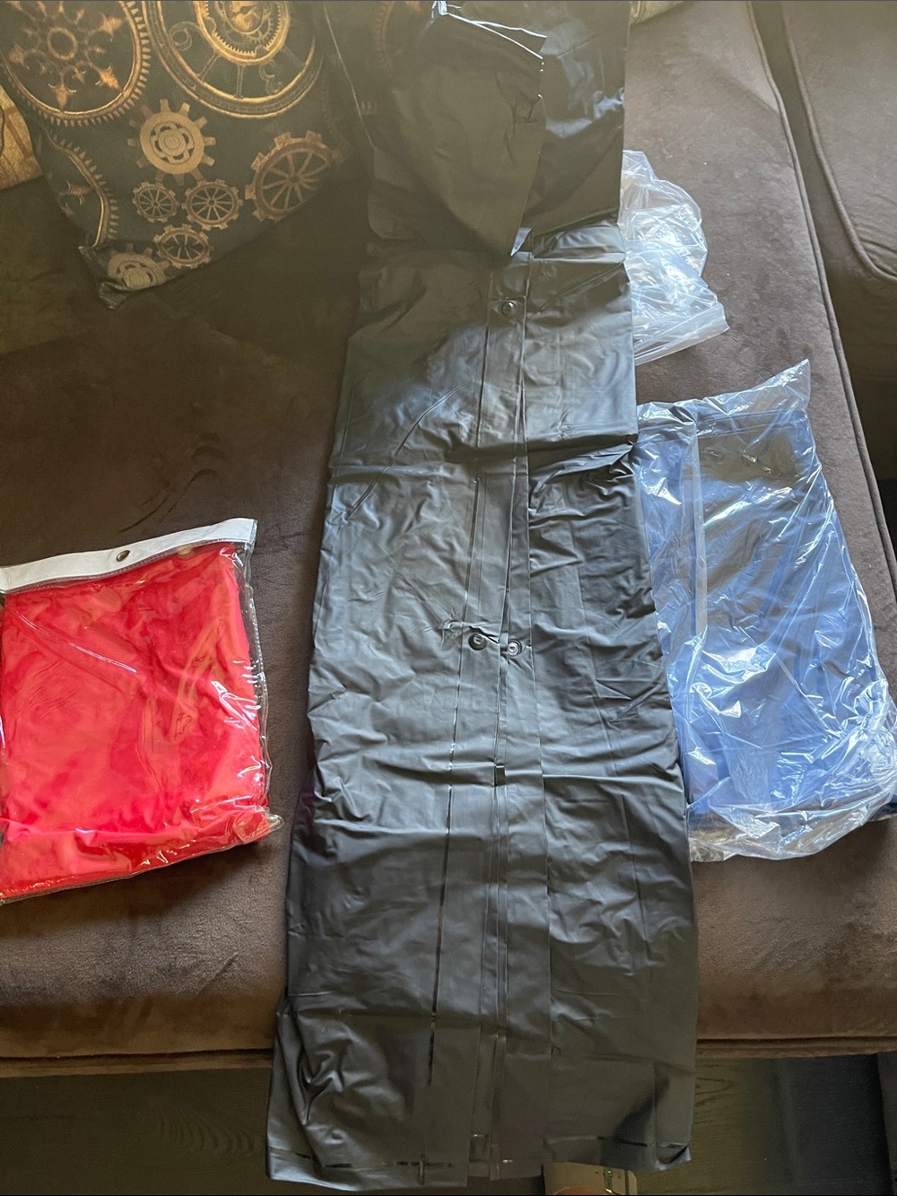 Heavy weight vinyl poncho side snap hooded - Waterproof